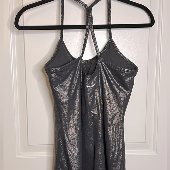 Beyond Yoga Workout Top - Picture 2 of 4